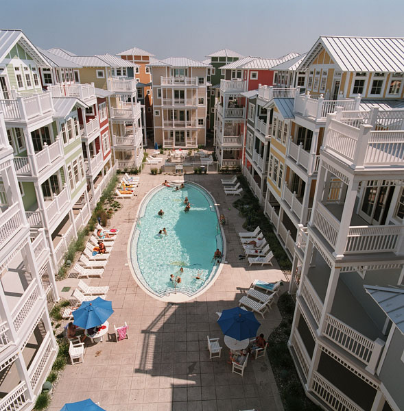 Coastal Colors Pool & Spa